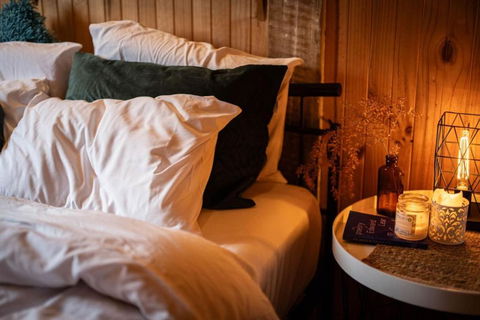 Poets Ode Featuring The Donkey Shed Theatre - Hotel Gold Coast 3