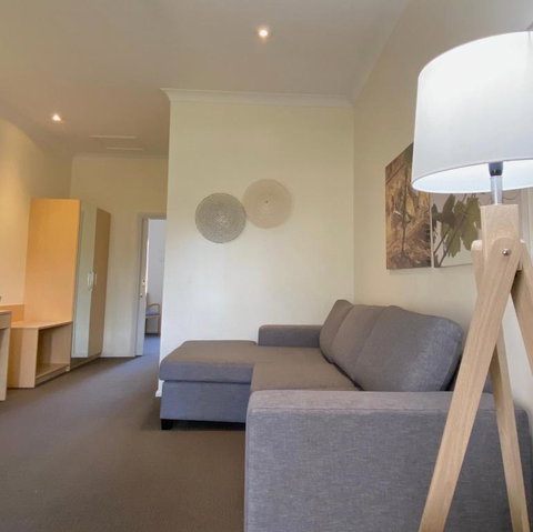 Pokolbin Village Estate - Hotel Gold Coast 2