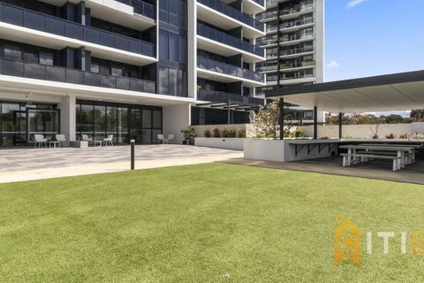 Posh In Phillip - 2bd 2bth Apt - Hotel Gold Coast 2