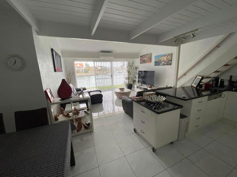 Port Lincoln Marina Waterfront Apartment - Hotel Gold Coast 3
