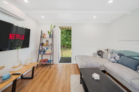 Pet Friendly Cozy Cabin - Hotel Gold Coast 1