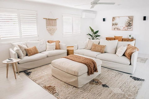 Prime Location With Pool - Walk To Coolum Beach - Hotel Gold Coast 1