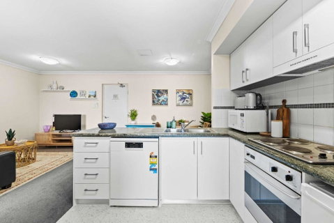 Prime Perth Apartment - Hotel Gold Coast 3