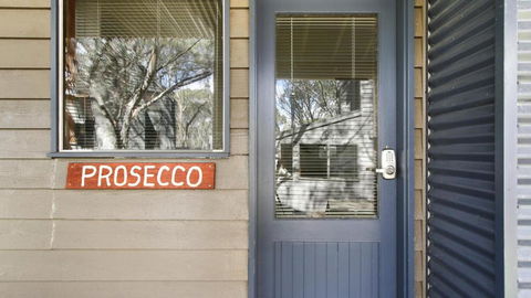 Prosecco - Hotel Gold Coast 0