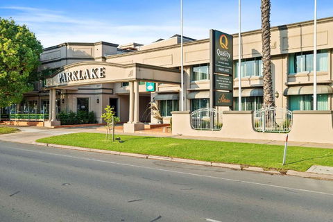Quality Hotel Parklake Shepparton - Hotel Gold Coast 1