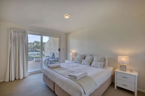 Quarterdeck Apartment - Hotel Gold Coast 2