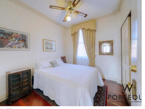 Quiet And Peaceful Perth City Living With Free Parking - Hotel Gold Coast 1
