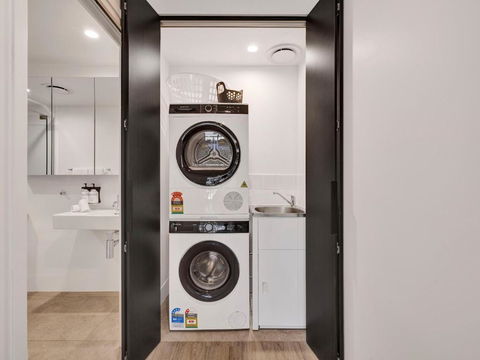 Rambla @ Berwick House - Hotel Gold Coast 1