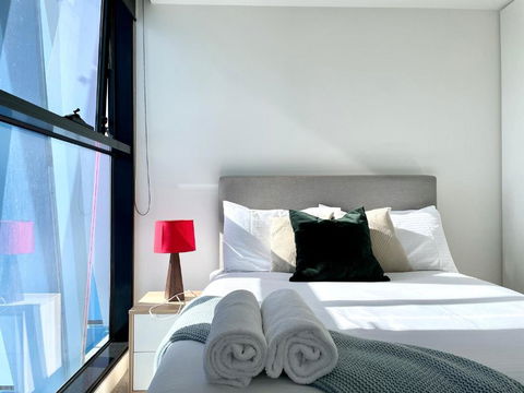 Readyset Apartments On Bouverie - Hotel Gold Coast 1