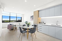 Book Kirrawee Accommodation Vacations Hotel Gold Coast Hotel Gold Coast