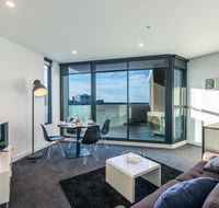 Astrina Box Hill 2 Bed Apartment - Hotel Gold Coast