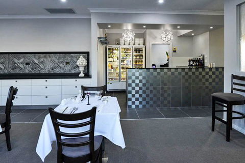 Astro Dish Motor Inn - Hotel Gold Coast 3