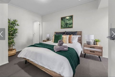 AU1 - Long Stay W Balcony RiverViews Fast WiFi - Hotel Gold Coast 2