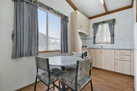 Australian Community Villages - Hotel Gold Coast 2