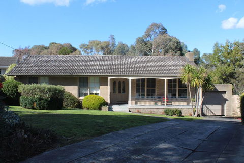 Australian Home Away @ Doncaster Grange Park - Hotel Gold Coast 0