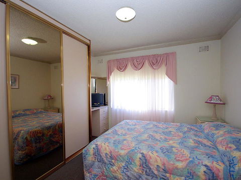 Avilla Court 1 - Hotel Gold Coast 1