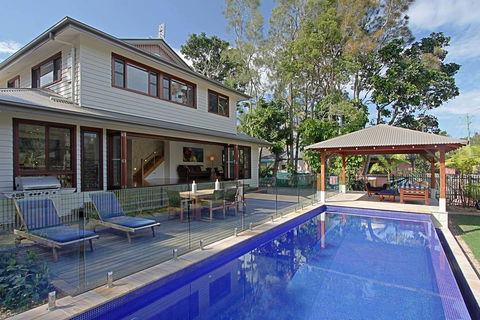 Away On Shirley Lane - Hotel Gold Coast 1