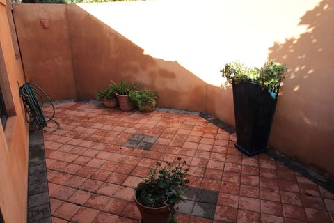 Azalea Villa - Close To The City Of Perth - Hotel Gold Coast 1