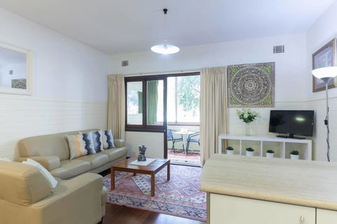 B2 Broadway Abode Close To Swan River, UWA & Hospitals - Hotel Gold Coast 3