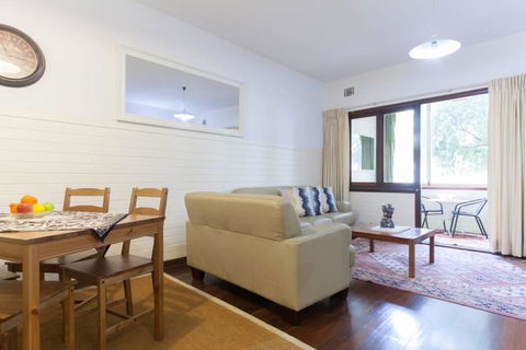 B2 Broadway Abode Close To Swan River, UWA & Hospitals - Hotel Gold Coast 1