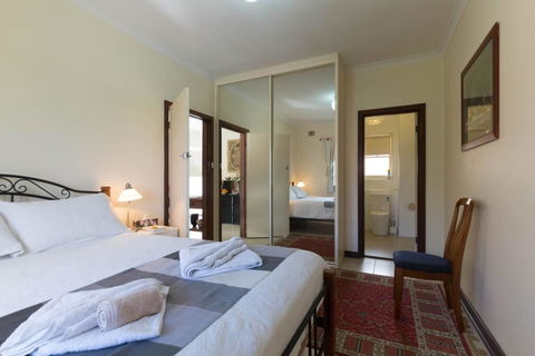B9 Close To UWA, Swan River, Cafes And The New Children's Hospital - Hotel Gold Coast 0