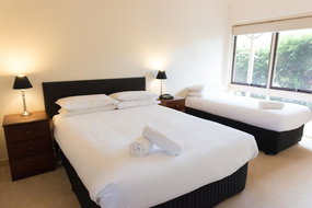Book Warrenheip Accommodation Hotel Gold Coast Hotel Gold Coast