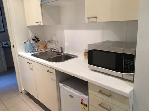 Balmoral Retreat A Garden Haven, 2 Min To Beach - Hotel Gold Coast 2