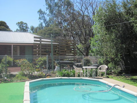 Barham Colonial Motel - Hotel Gold Coast 1