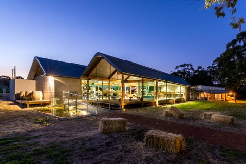 Barn Hives Yallingup - Hotel Gold Coast 3