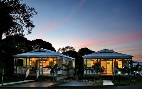 Barney Beach Accommodation - Hotel Gold Coast 1