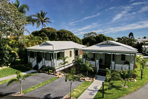 Barney Beach Accommodation - Hotel Gold Coast 0