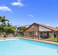 BB233 Banksia Beach Family Home - 4 Bedrooms - Hotel Gold Coast