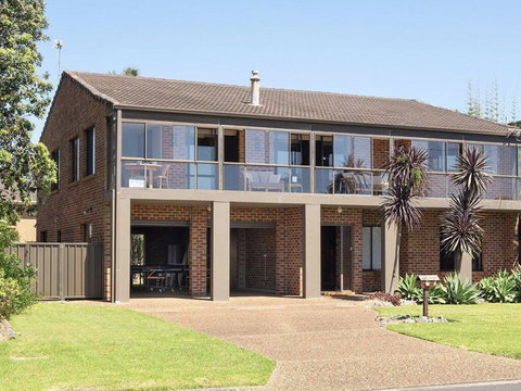 Beach House On Jones Beach - Kiama Accommodation - Hotel Gold Coast 0