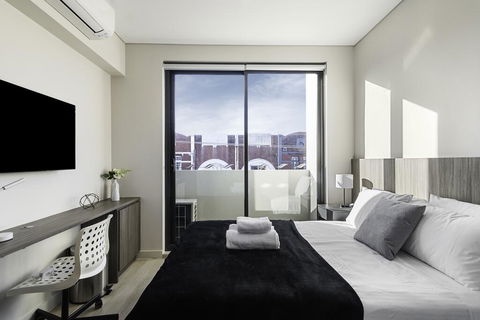 BEACH LOCATION STUDIO // CLOVELLY 5 - Hotel Gold Coast 2
