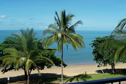 Beachfront Apartments On Trinity Beach - Hotel Gold Coast 0