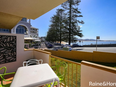 Beachfront Terrigal - 4/24 Terrigal Espl - Hotel Gold Coast 1
