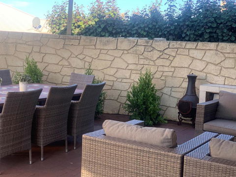 Relaxing Getaway Beachfront Access Multi Family Pets Mandurah - Hotel Gold Coast 3