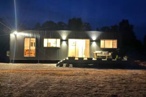 Redman View Luxury Lakeside Cabin - Hotel Gold Coast 0