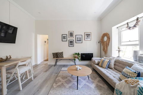 Relaxed Coogee Coastal Living With Ocean Views - Hotel Gold Coast 3