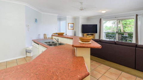 Resort Style Unit Across From The Water - Hotel Gold Coast 2