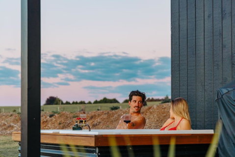 Rest Private Escape At BoxGrove - Hotel Gold Coast 3