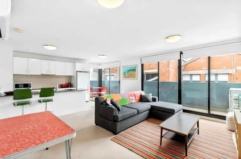 Right In The Centre Of Town - Hotel Gold Coast 1