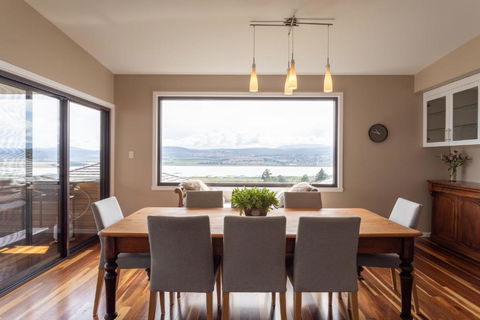 River Haven Serene Spacious With River Views - Hotel Gold Coast 1