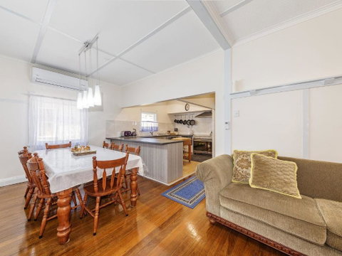 River View Cottage - Hotel Gold Coast 3