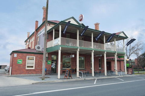 Riverina Hotel - Hotel Gold Coast 0
