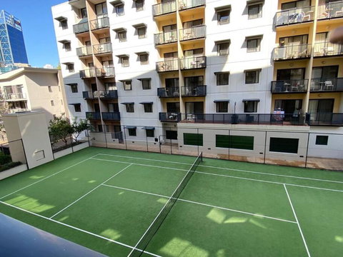 RIVERSIDE CITY VIEW PARKING NETFLIX WIFI WINE FREE - Hotel Gold Coast 3