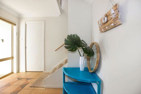 Riverside Views Hawks Nest - Hotel Gold Coast 1