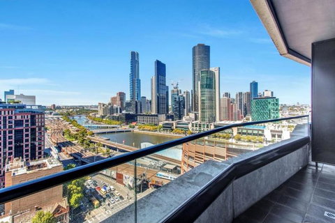 Riverview Suites By EdgeTrip - Hotel Gold Coast 0