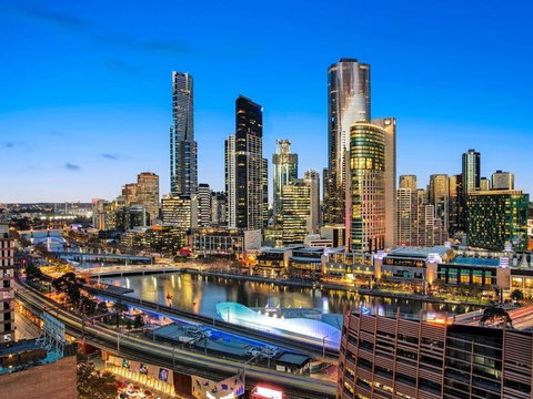 Riverview Suites By EdgeTrip - Hotel Gold Coast 1