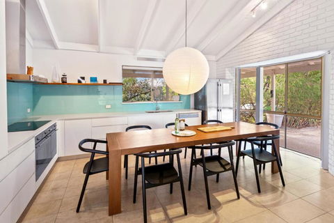 Salt Life - Hotel Gold Coast 3